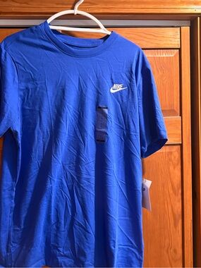 Nike Men’s Bright Blue Short Sleeve Crewneck Tee with White Logo